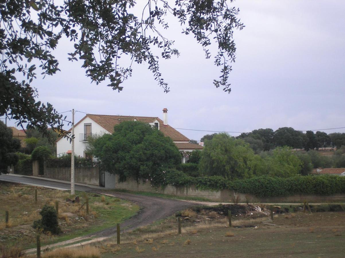 Casa Rural "El Carrasca" El Carrascalejo Exterior photo